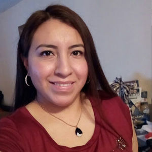 Meet your Posher, Raquel